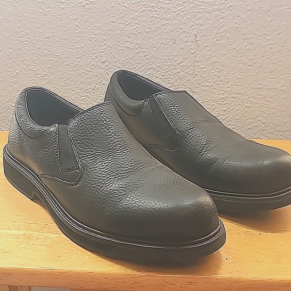 Chinook Ultra Grip mens leather shoe